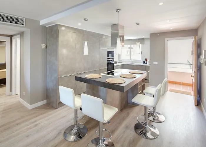 Апартаменти Fantastic Next To Guadalmina Golf Course In *